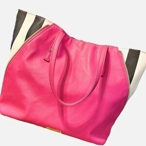 Juicy Couture Vacation Beach Girls Weekend Tote Barbiecore